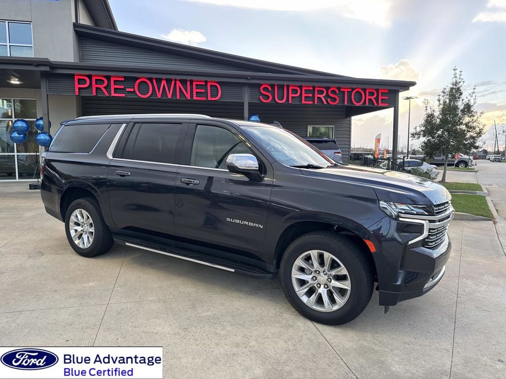 2023 Chevrolet Suburban Premier
