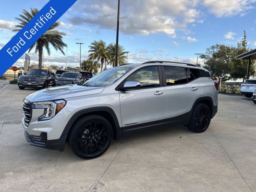 Used 2022 GMC Terrain SLE SUV