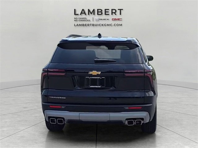 2025 Chevrolet Traverse photo 4