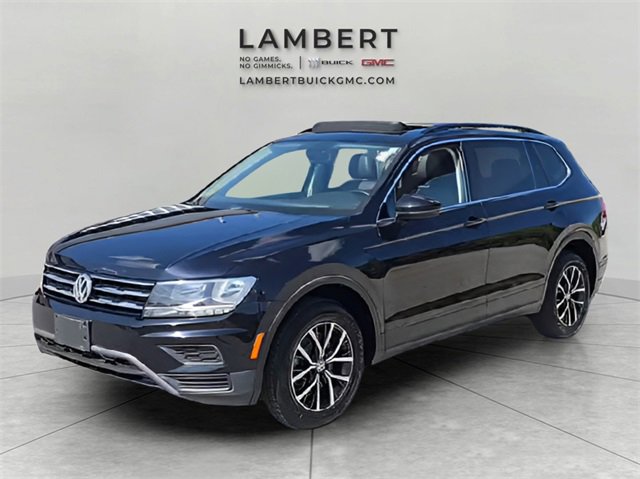 2019 Volkswagen Tiguan SEL R-Line photo 2