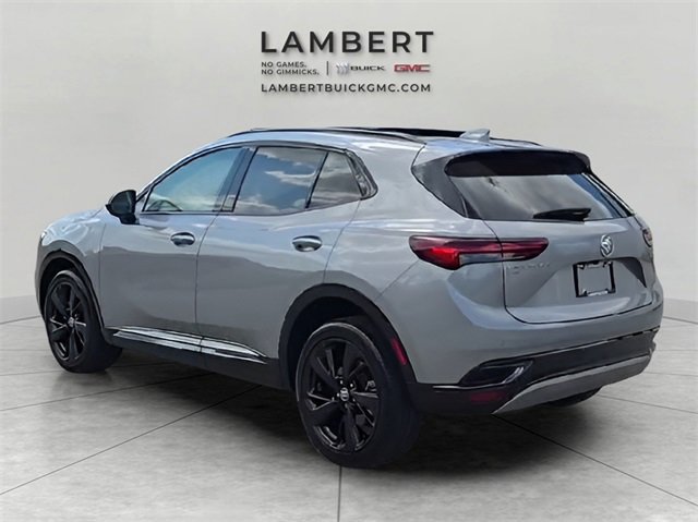 2023 Buick Envision Essence photo 3