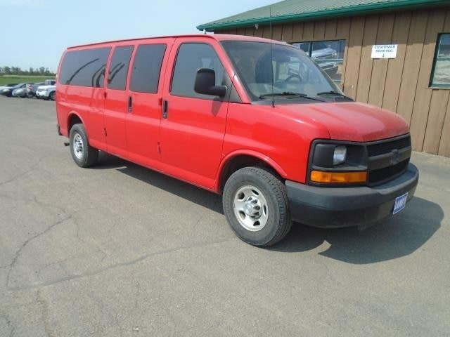 Used 2015 Chevrolet Express Passenger LS with VIN 1GAZGZFG2F1273884 for sale in Onida, SD