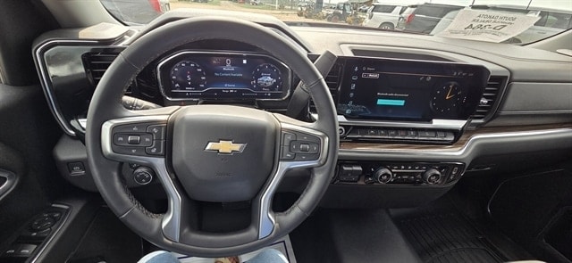2023 Chevrolet Silverado 1500 LT - Photo 14