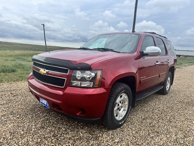 Used 2013 Chevrolet Tahoe LS with VIN 1GNSKAE06DR189702 for sale in Onida, SD