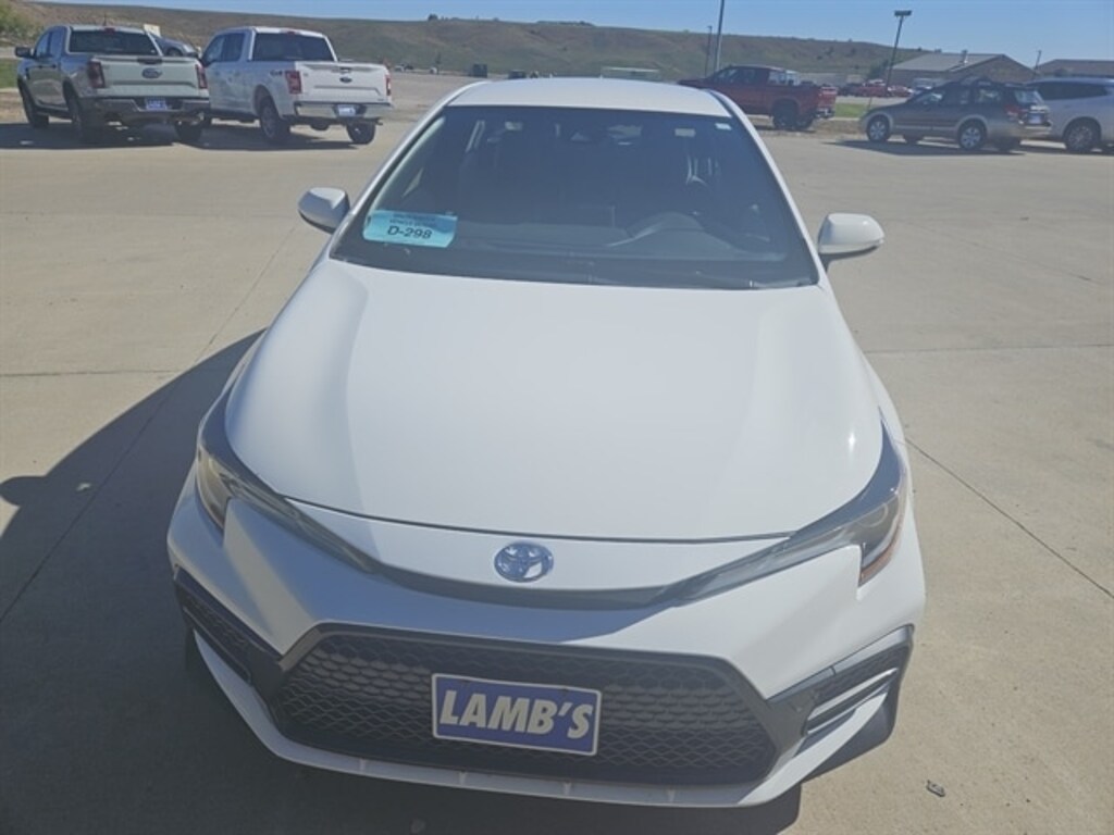 Used 2020 Toyota Corolla SE Sedan