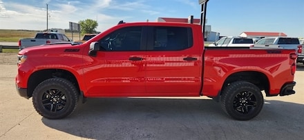 2025 Chevrolet Silverado 1500 Custom Trail Boss Crew Cab Short Bed Truck