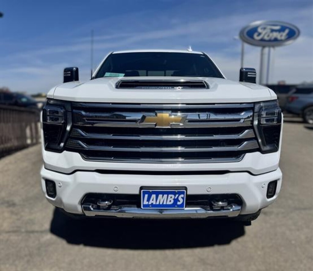 Used 2024 Chevrolet Silverado 2500HD High Country Crew Cab Short Bed Truck