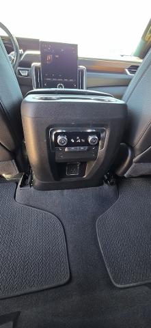 2025 GMC Yukon XL Denali - Photo 12