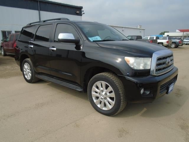 Used 2013 Toyota Sequoia Platinum with VIN 5TDDW5G19DS075486 for sale in Onida, SD
