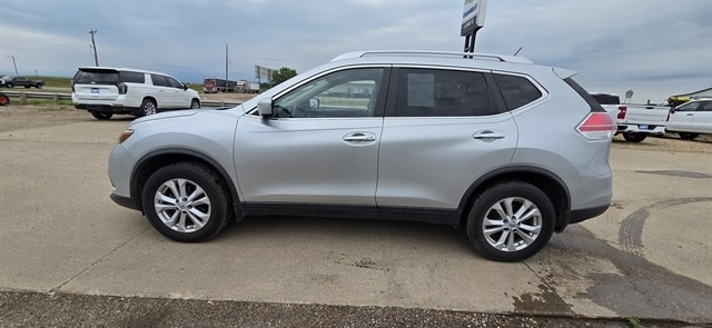  Nissan Rogue
