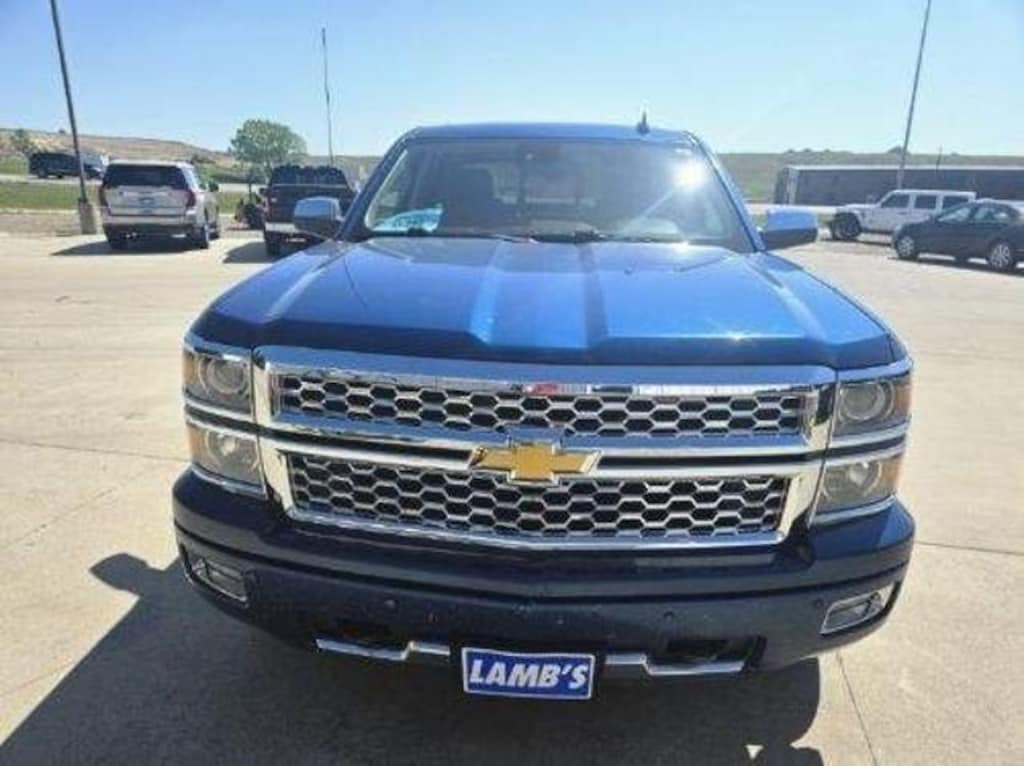 Used 2015 Chevrolet Silverado 1500 High Country Crew Cab Short Bed Truck