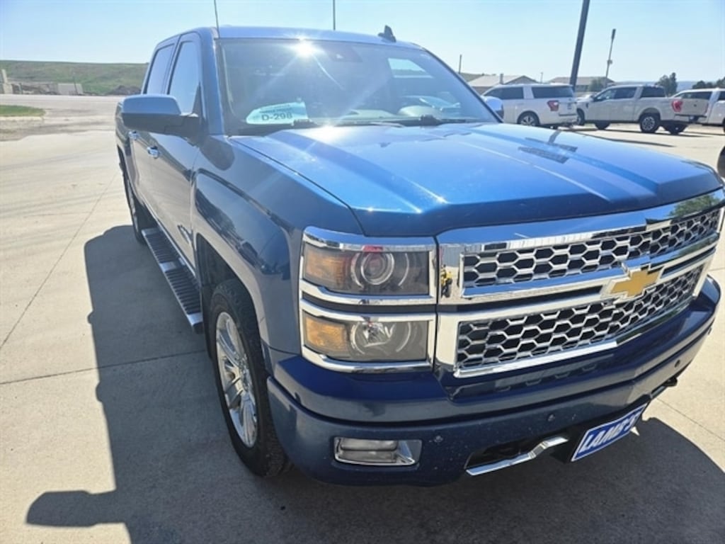 Used 2015 Chevrolet Silverado 1500 High Country Crew Cab Short Bed Truck