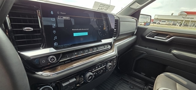 2023 Chevrolet Silverado 1500 LT - Photo 17