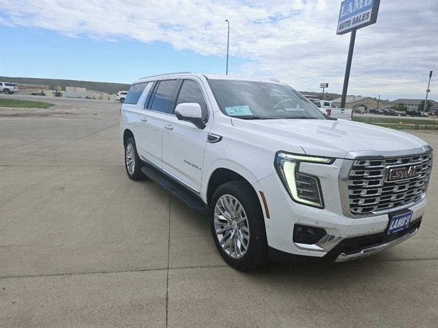 Used 2025 GMC Yukon XL Denali SUV