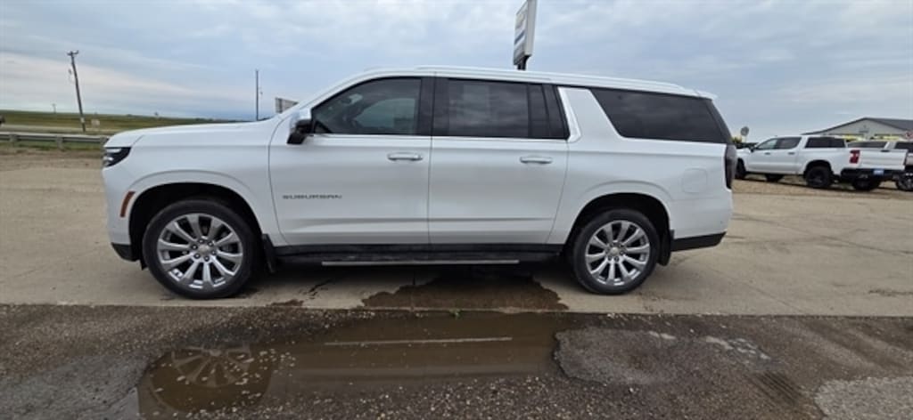 Used 2025 Chevrolet Suburban Premier SUV