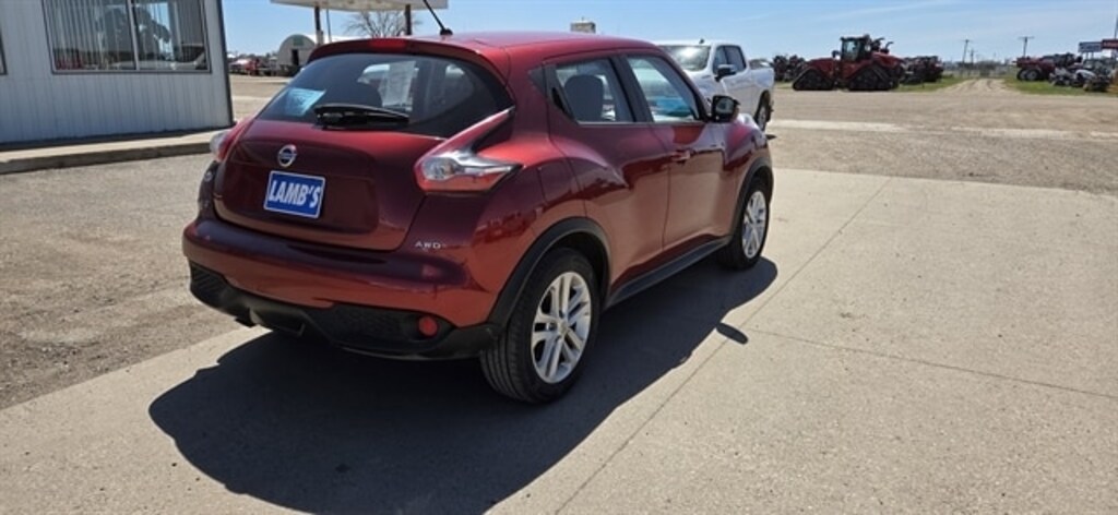 Used 2016 Nissan Juke S SUV