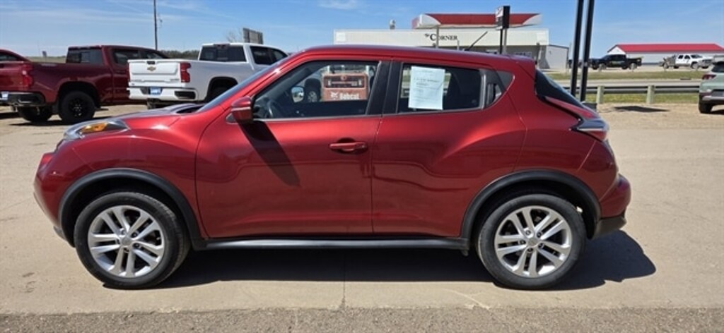 Used 2016 Nissan Juke S SUV
