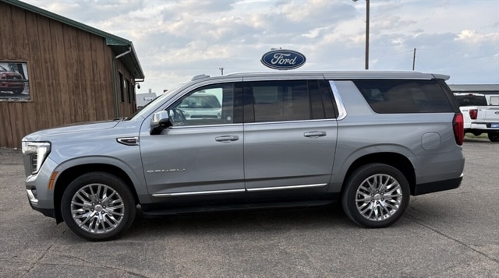 Used 2025 GMC Yukon XL Denali SUV