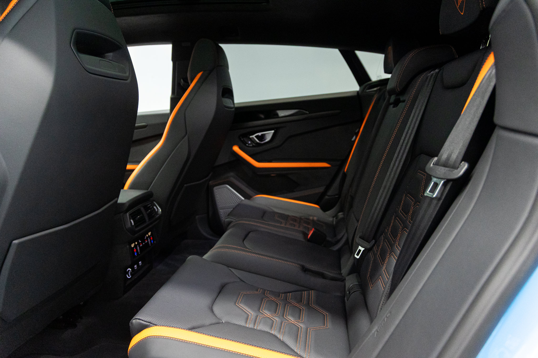 2026 Lamborghini Urus SE - Photo 50