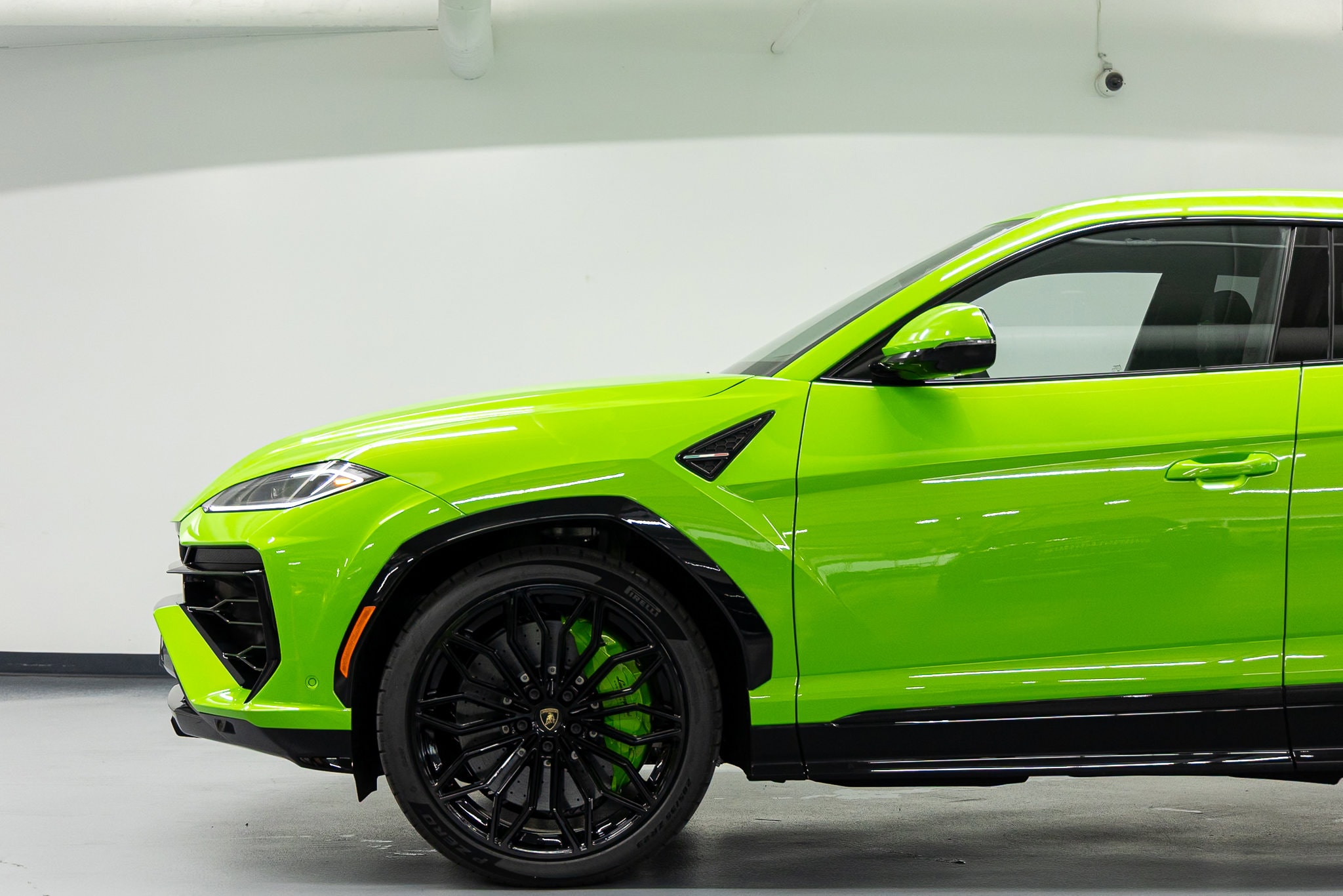 2026 Lamborghini Urus SE - Photo 16