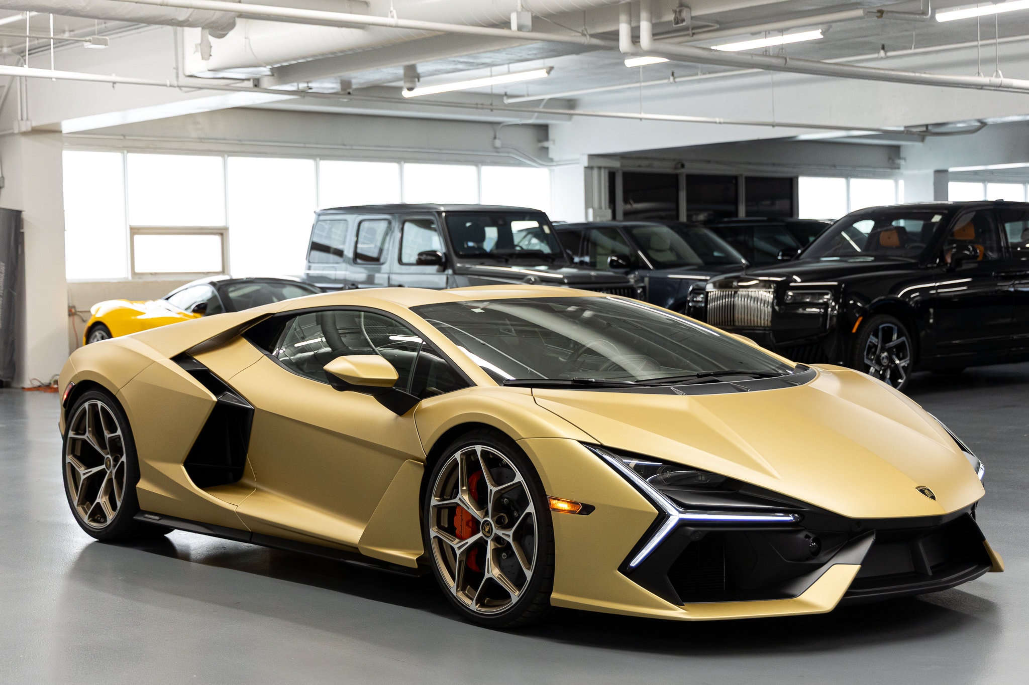 2026 Lamborghini Revuelto Base - Photo 10