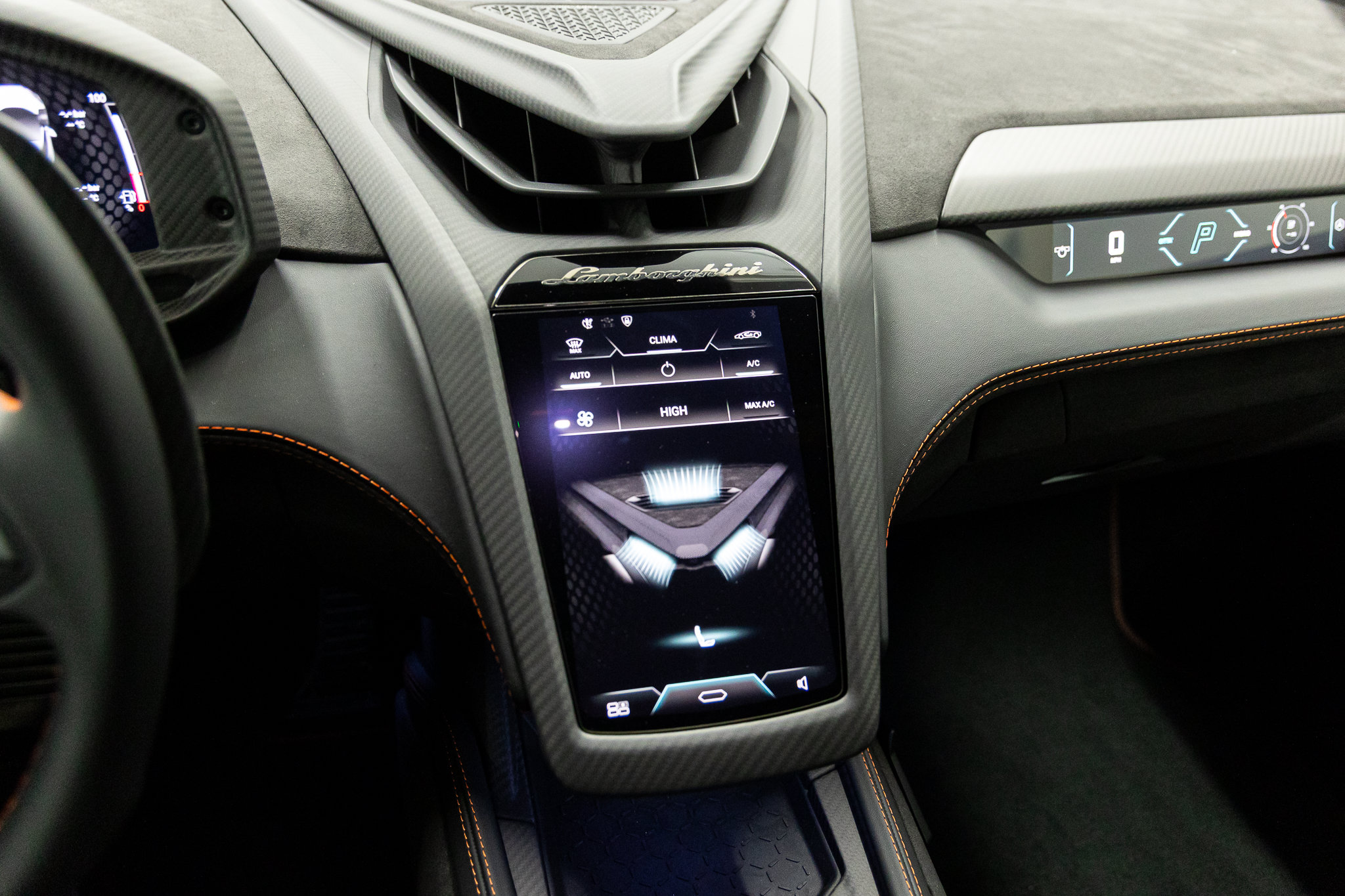 2026 Lamborghini Revuelto Base - Photo 58