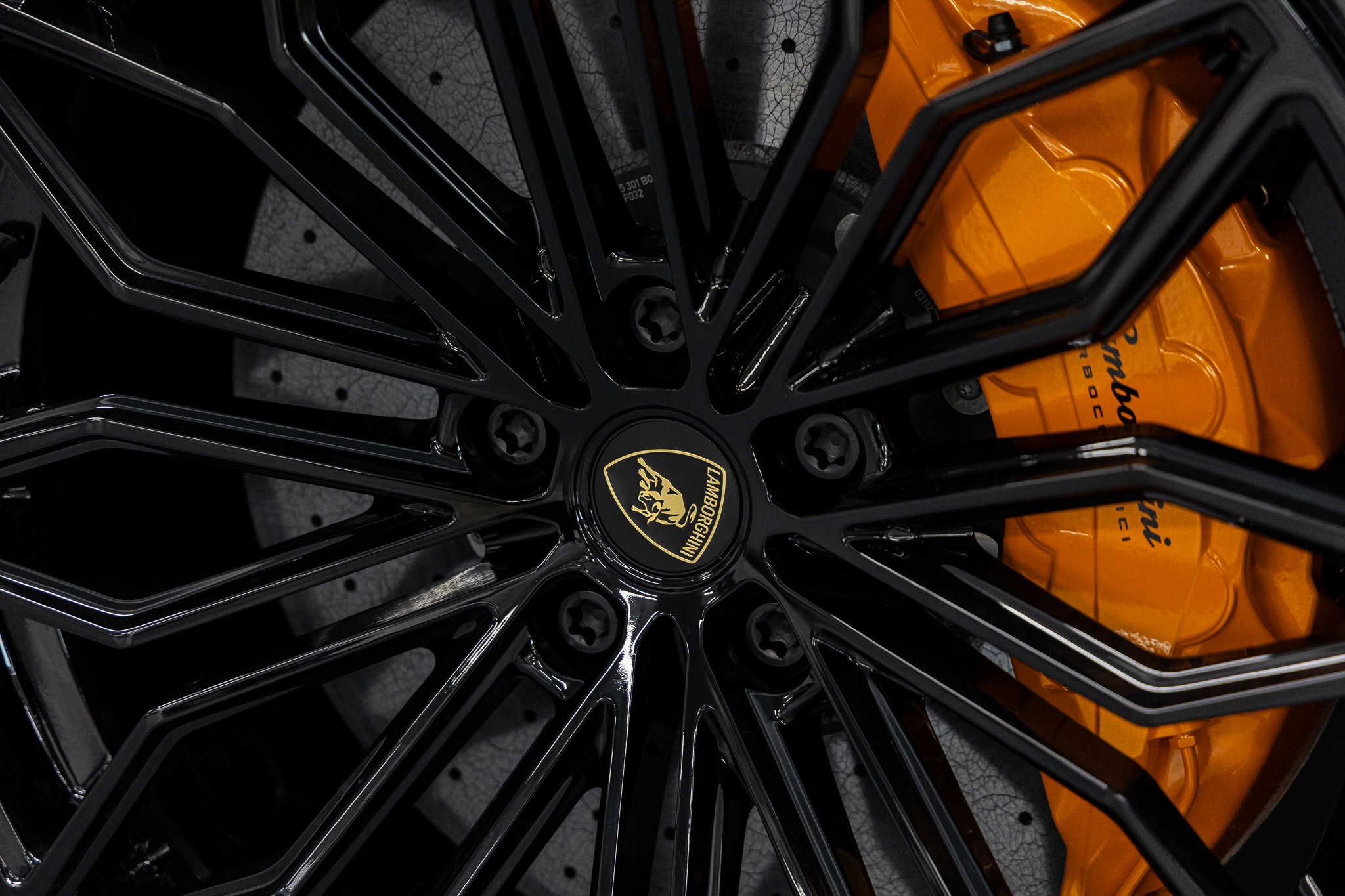 2026 Lamborghini Urus SE - Photo 20