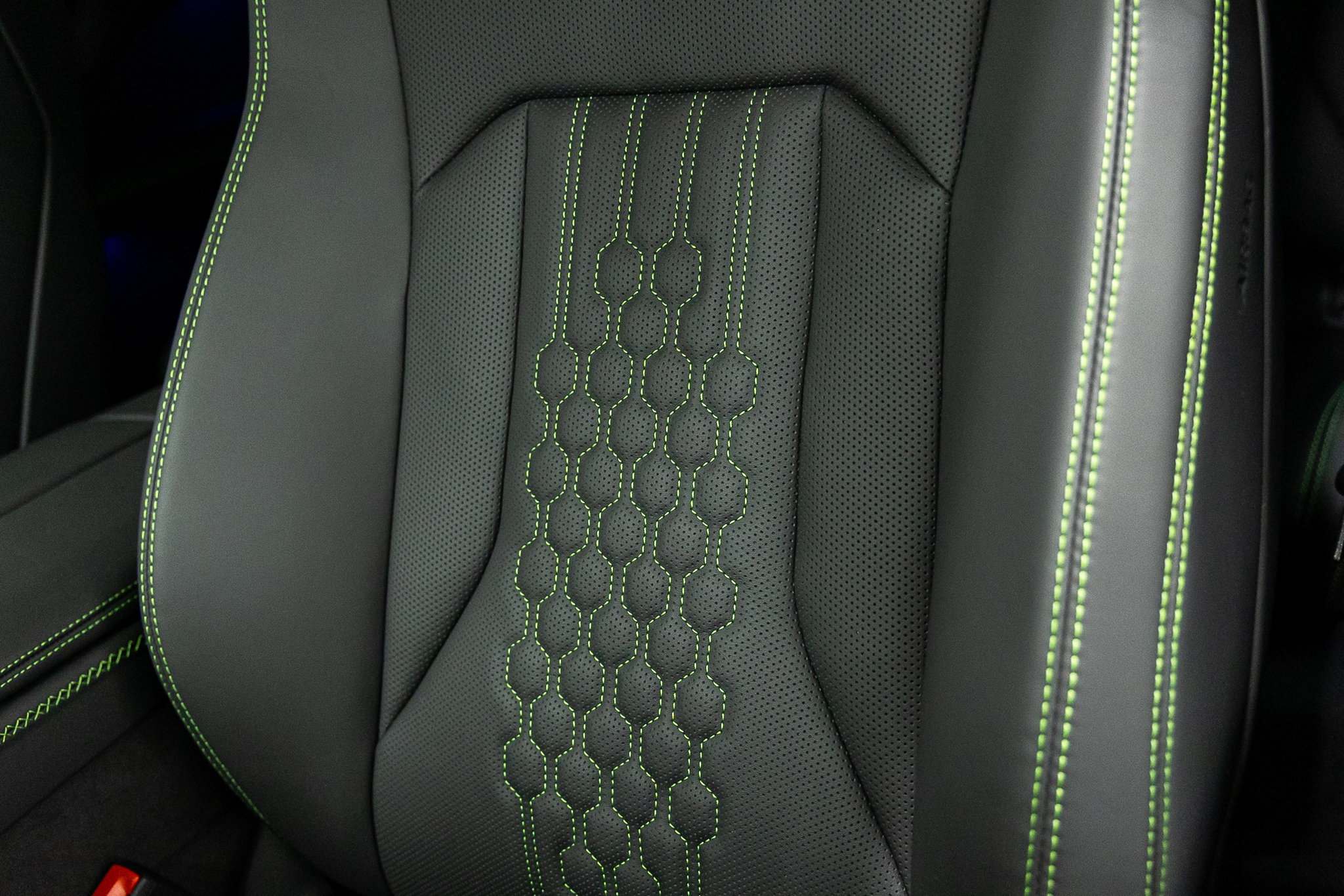 2026 Lamborghini Urus SE - Photo 35