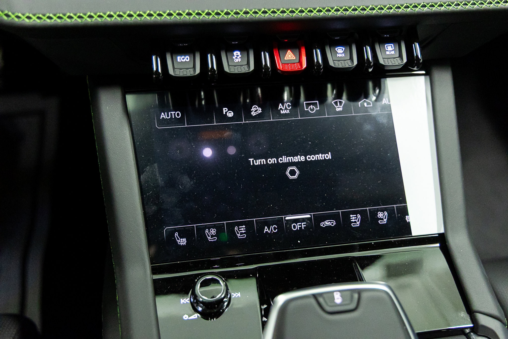 2026 Lamborghini Urus SE - Photo 39