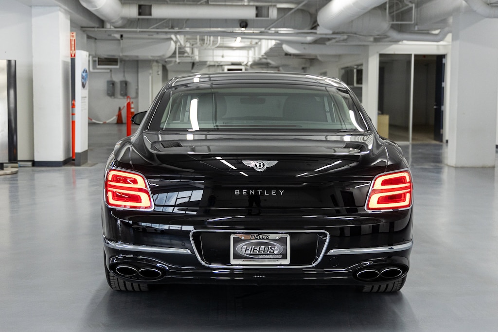Certified 2023 Bentley Flying Spur V8 Sedan