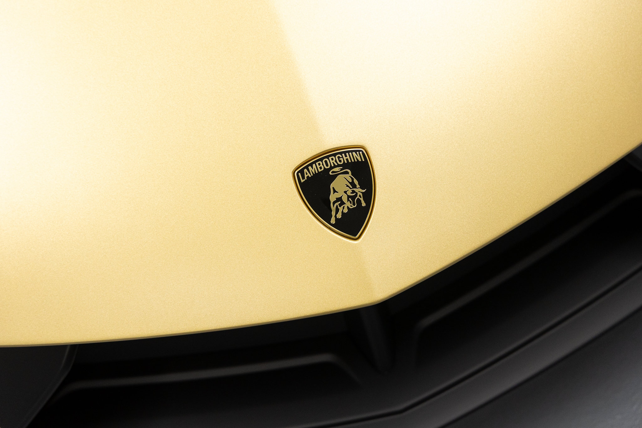 2026 Lamborghini Revuelto Base - Photo 16
