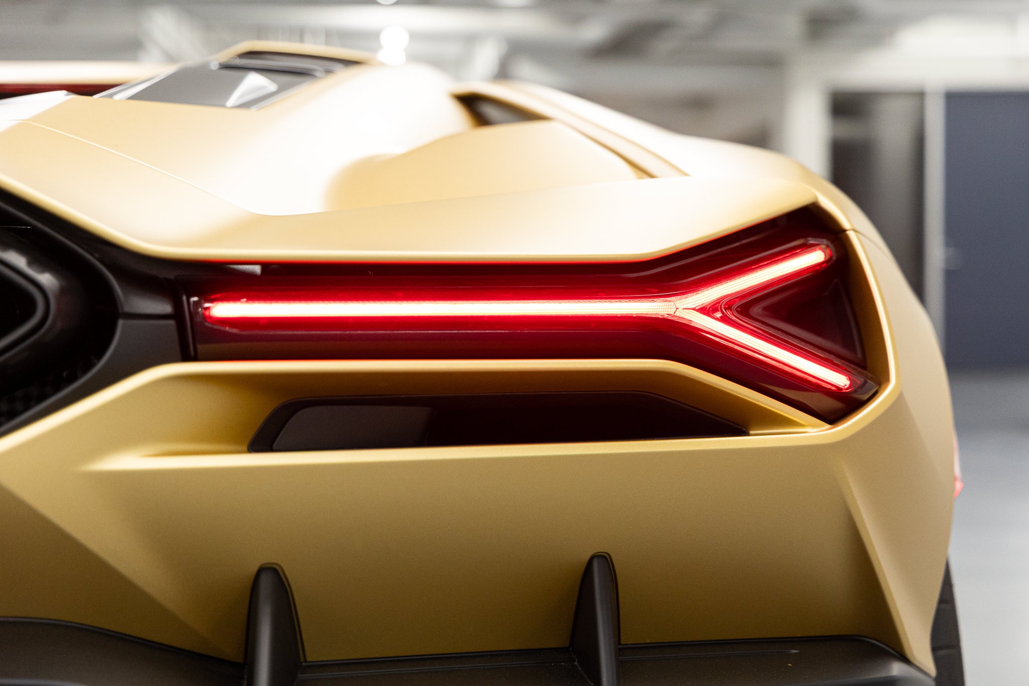 2026 Lamborghini Revuelto Base - Photo 31