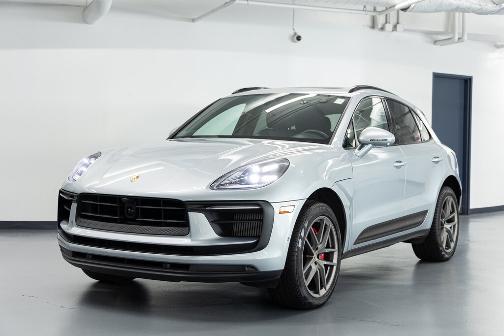 Used 2022 Porsche Macan S S AWD