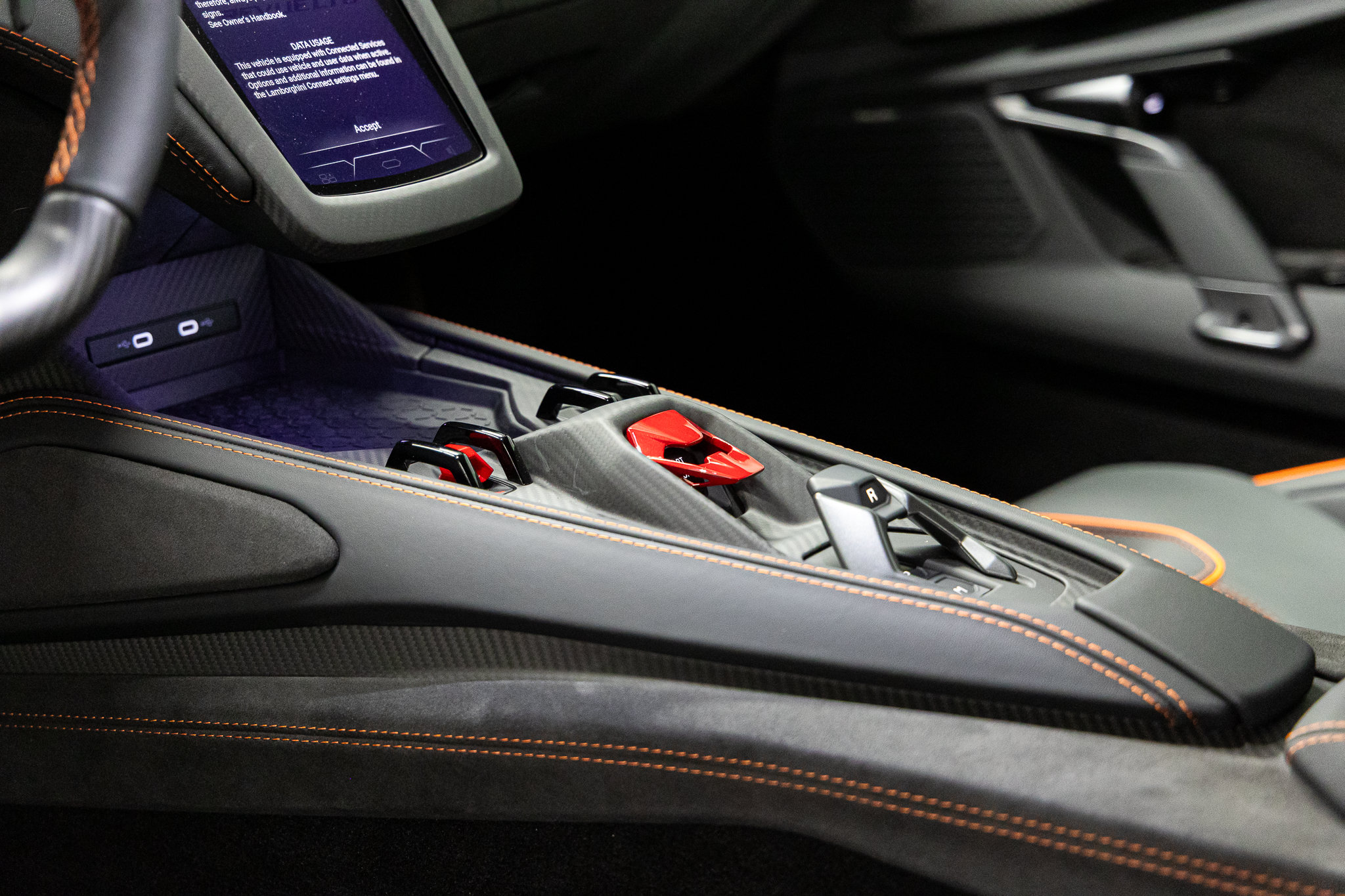 2026 Lamborghini Revuelto Base - Photo 48