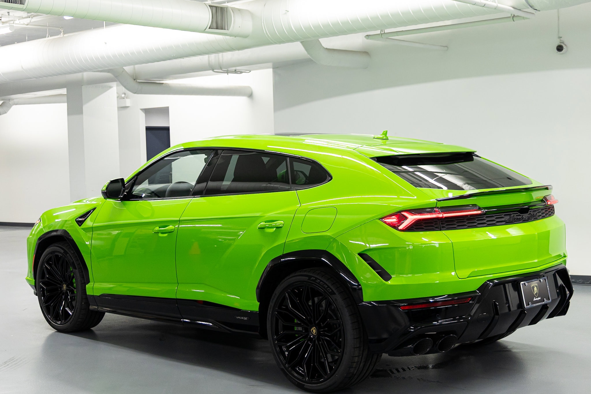 2026 Lamborghini Urus SE - Photo 4