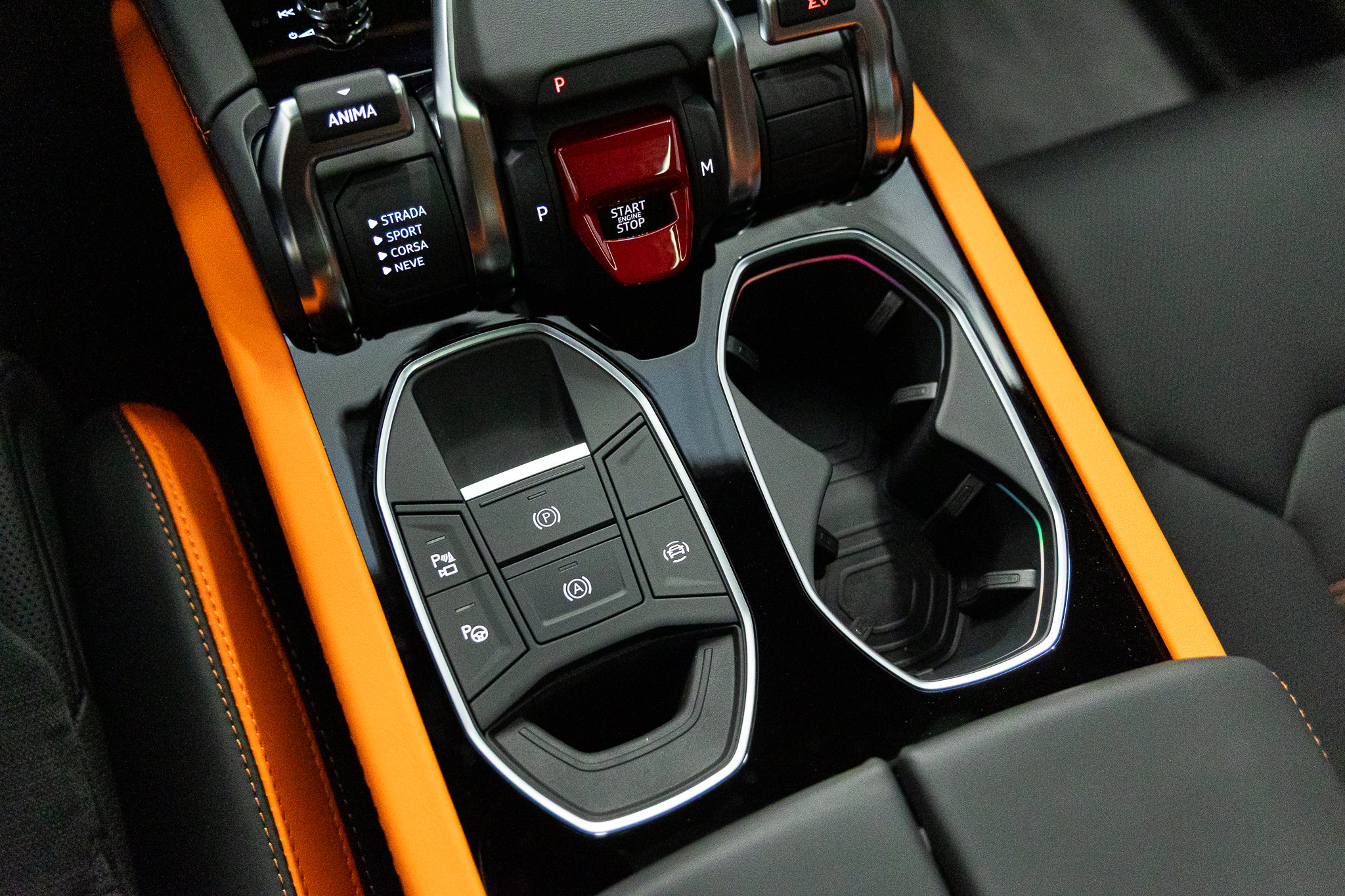 2026 Lamborghini Urus SE - Photo 47