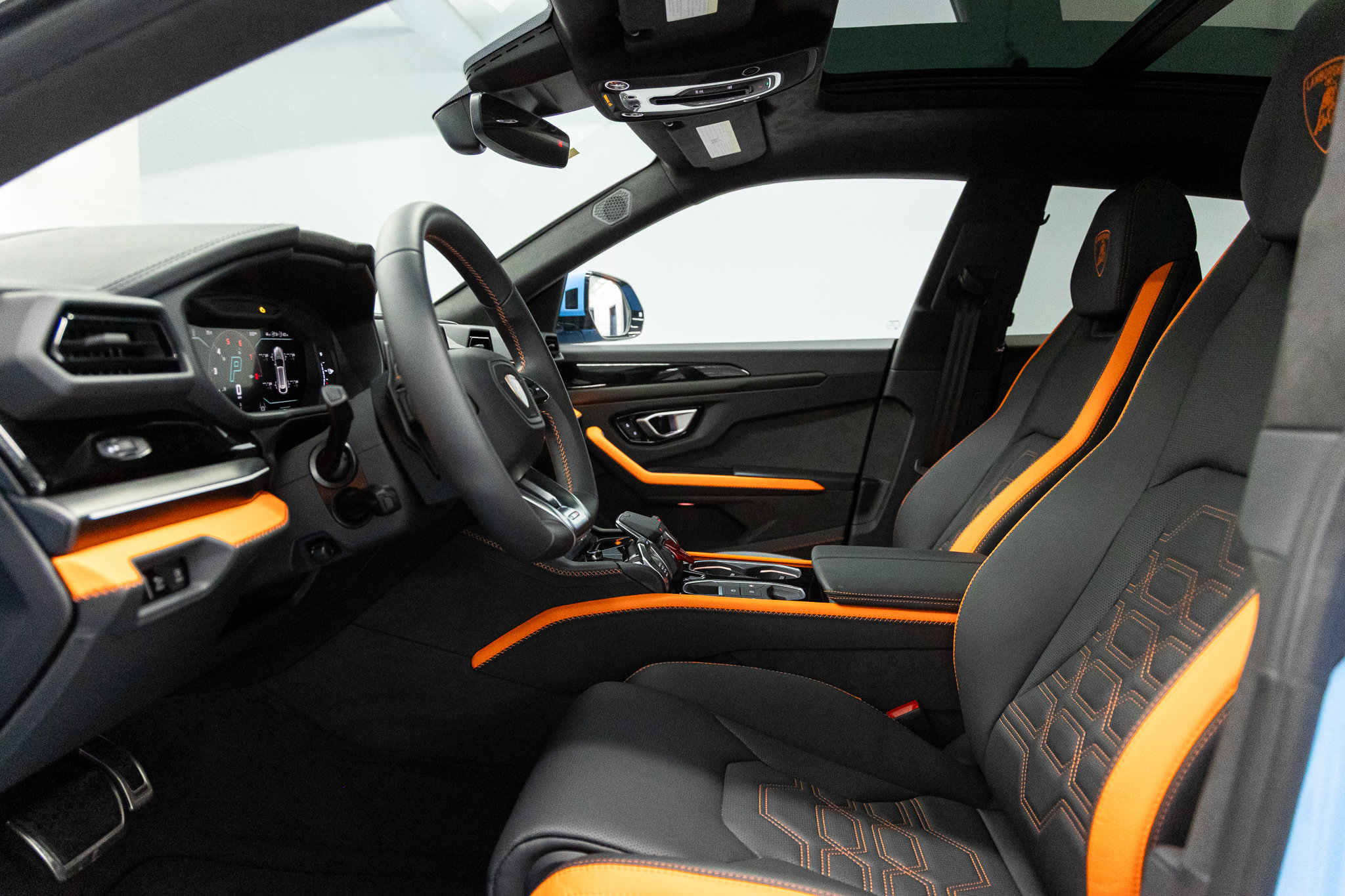 2026 Lamborghini Urus SE - Photo 34