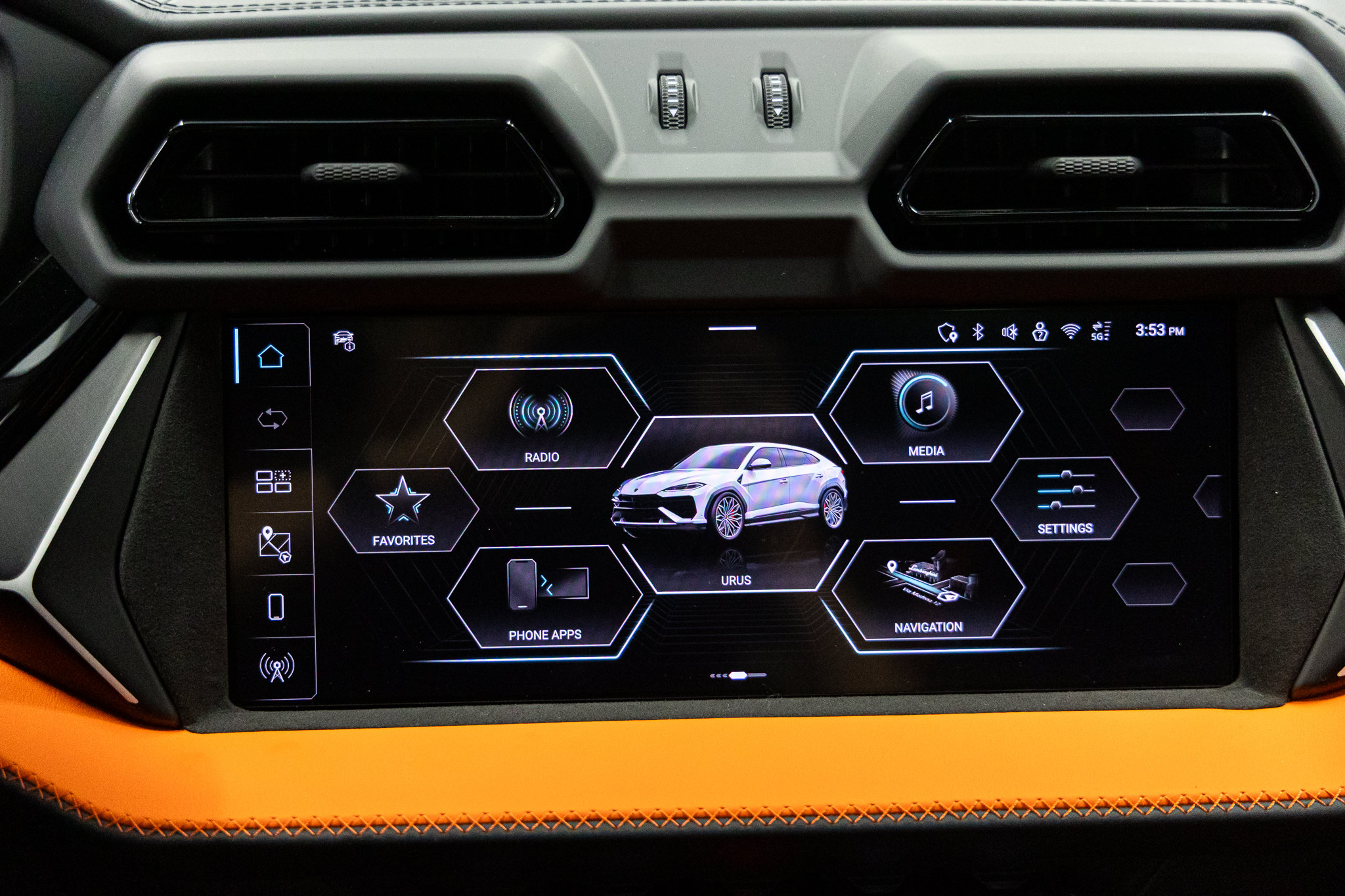 2026 Lamborghini Urus SE - Photo 43
