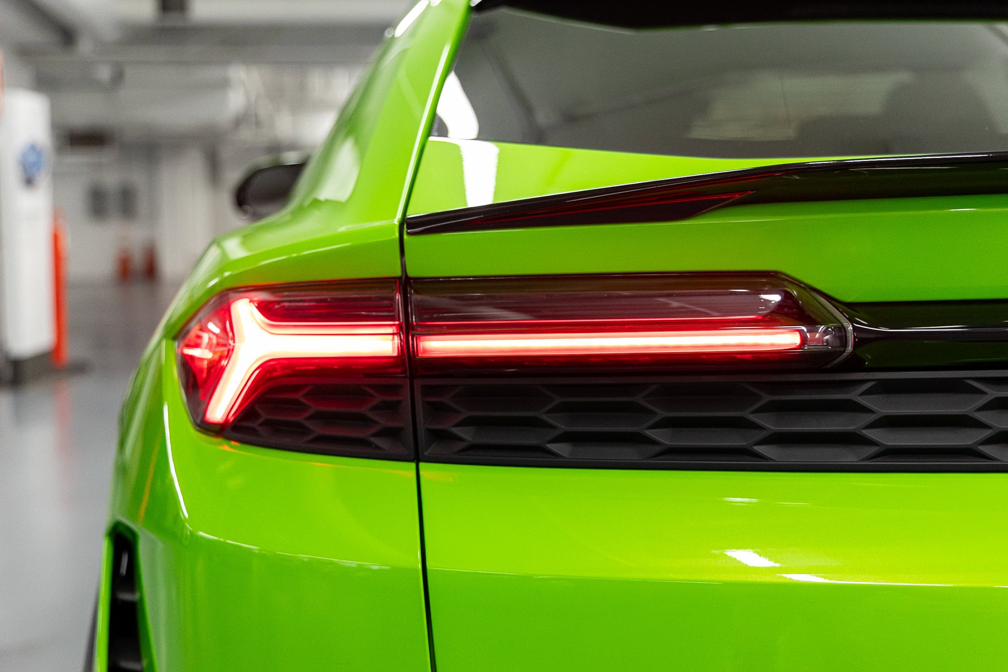 2026 Lamborghini Urus SE - Photo 24