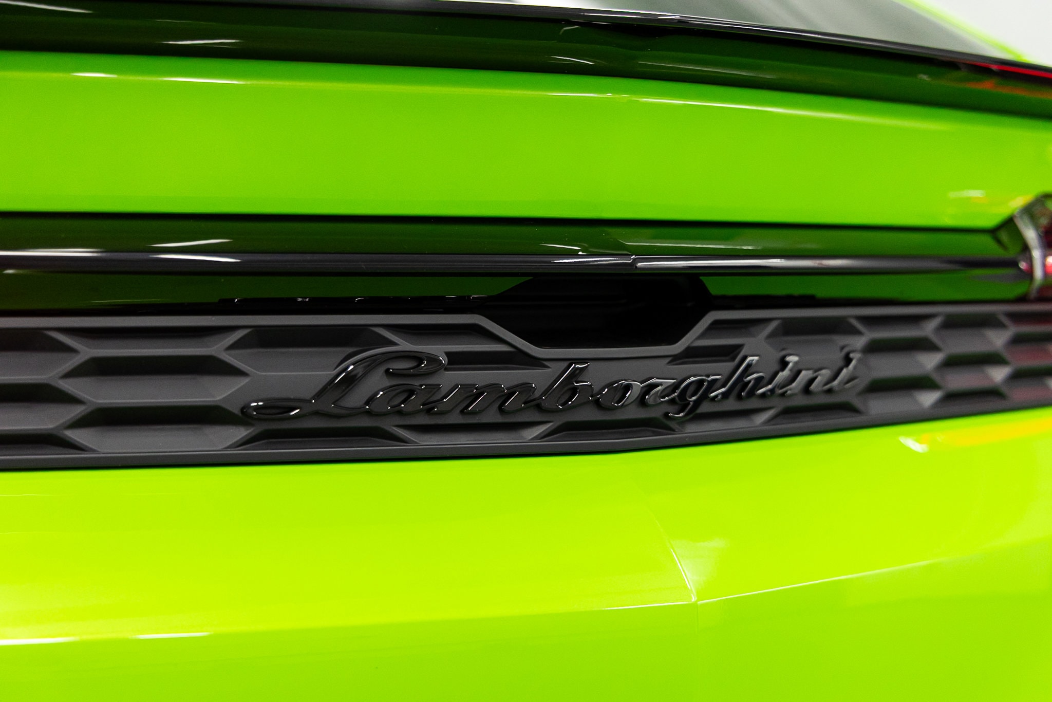 2026 Lamborghini Urus SE - Photo 22