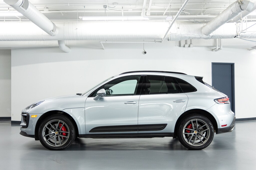 Used 2022 Porsche Macan S S AWD