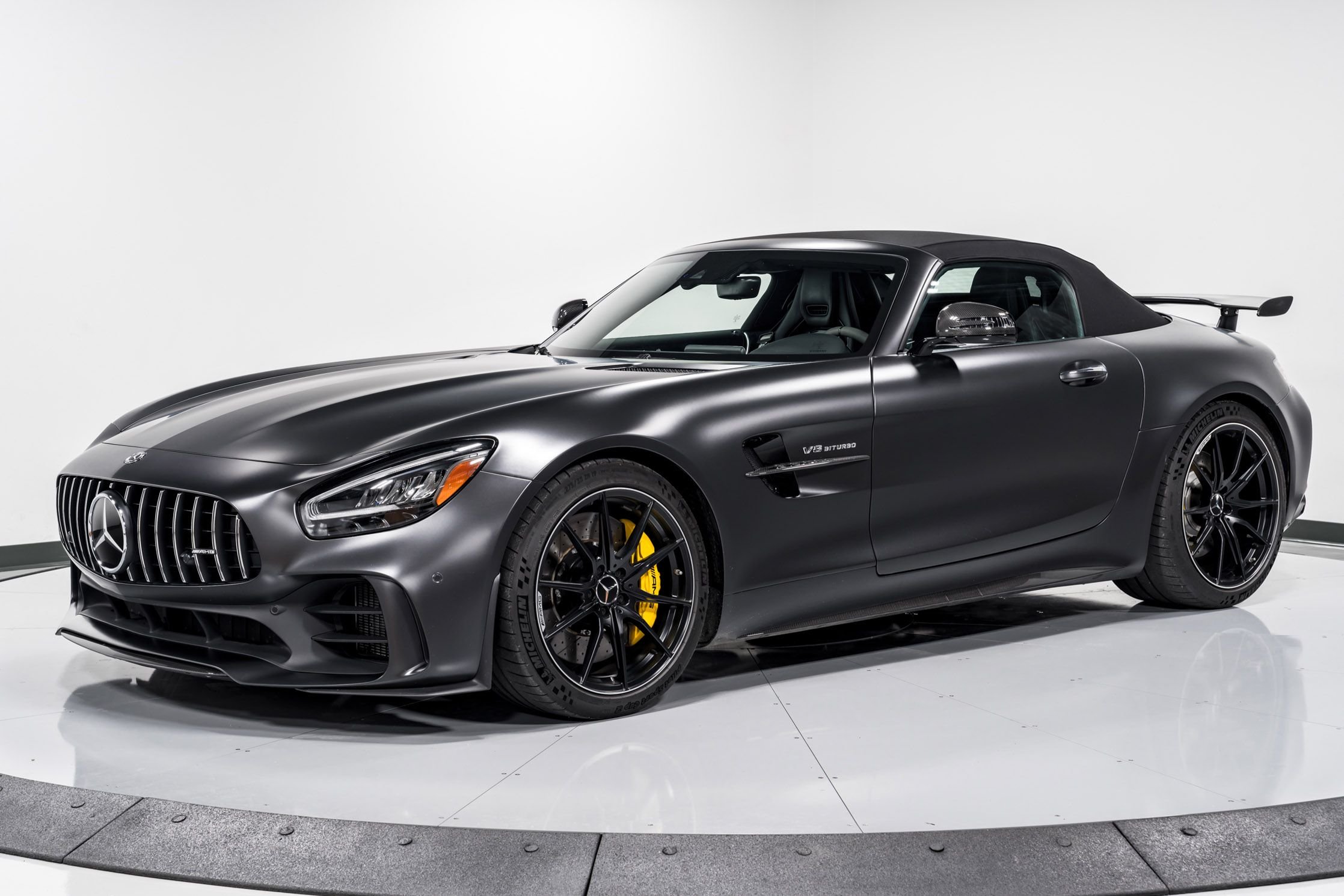 2020 Mercedes-Benz AMG GT R Roadster 47