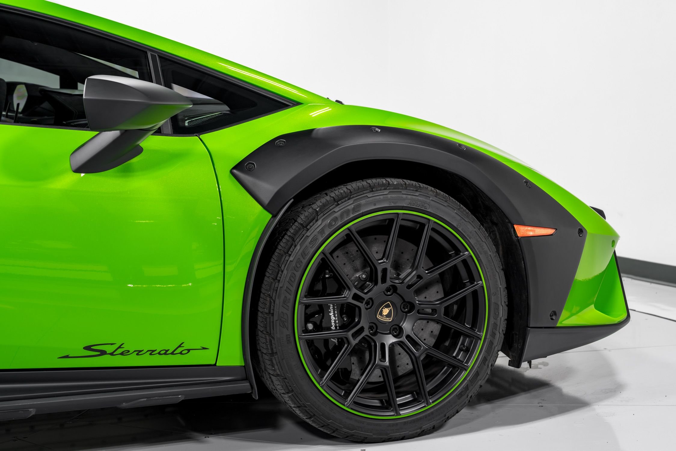 2023 Lamborghini Huracan Sterrato  46