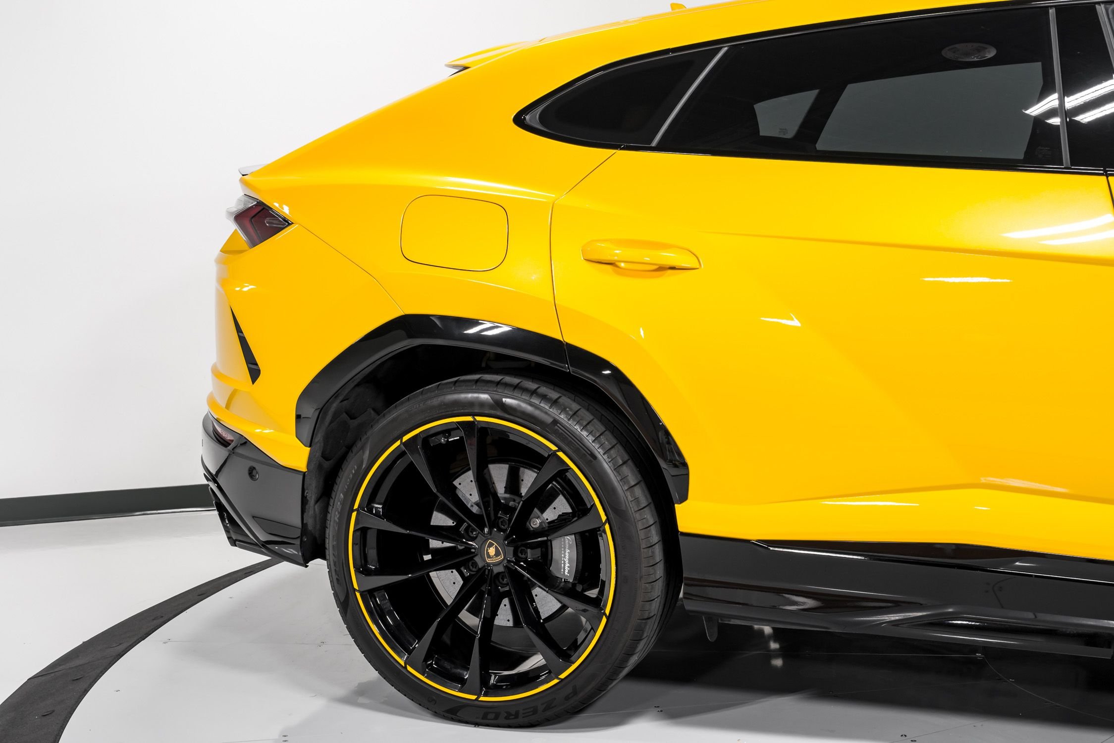 2022 Lamborghini Urus Certified 54