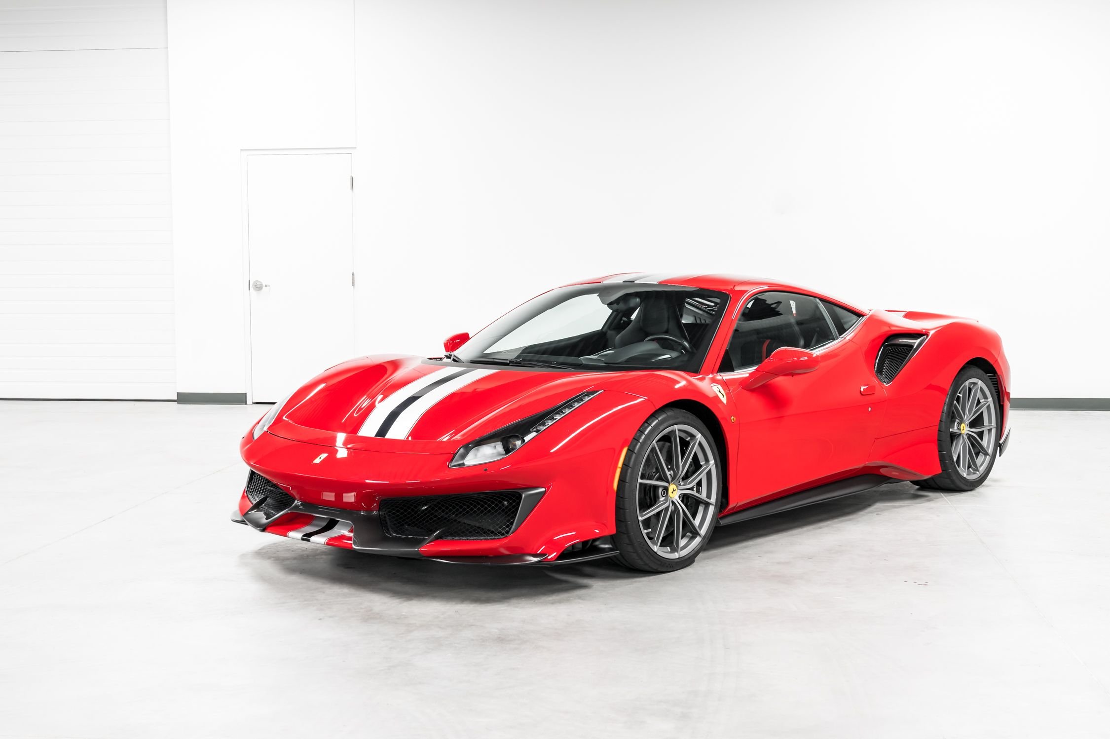 入手困難』Ferrari 488 PISTA カタログ 5枚入り 入手困難』Ferrari 488