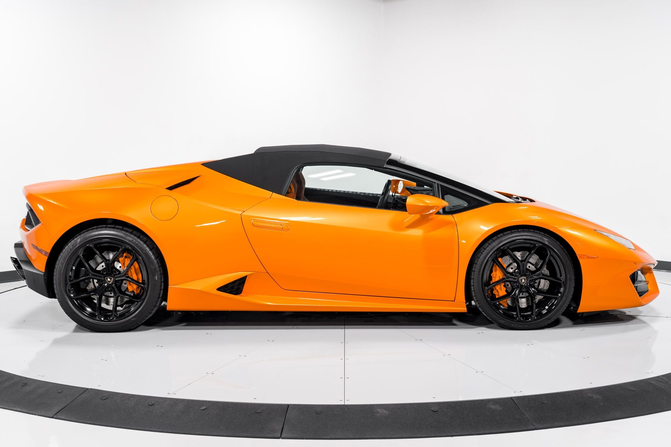 Used 2017 Lamborghini Huracan LP580-2 Spyder For Sale Richardson 