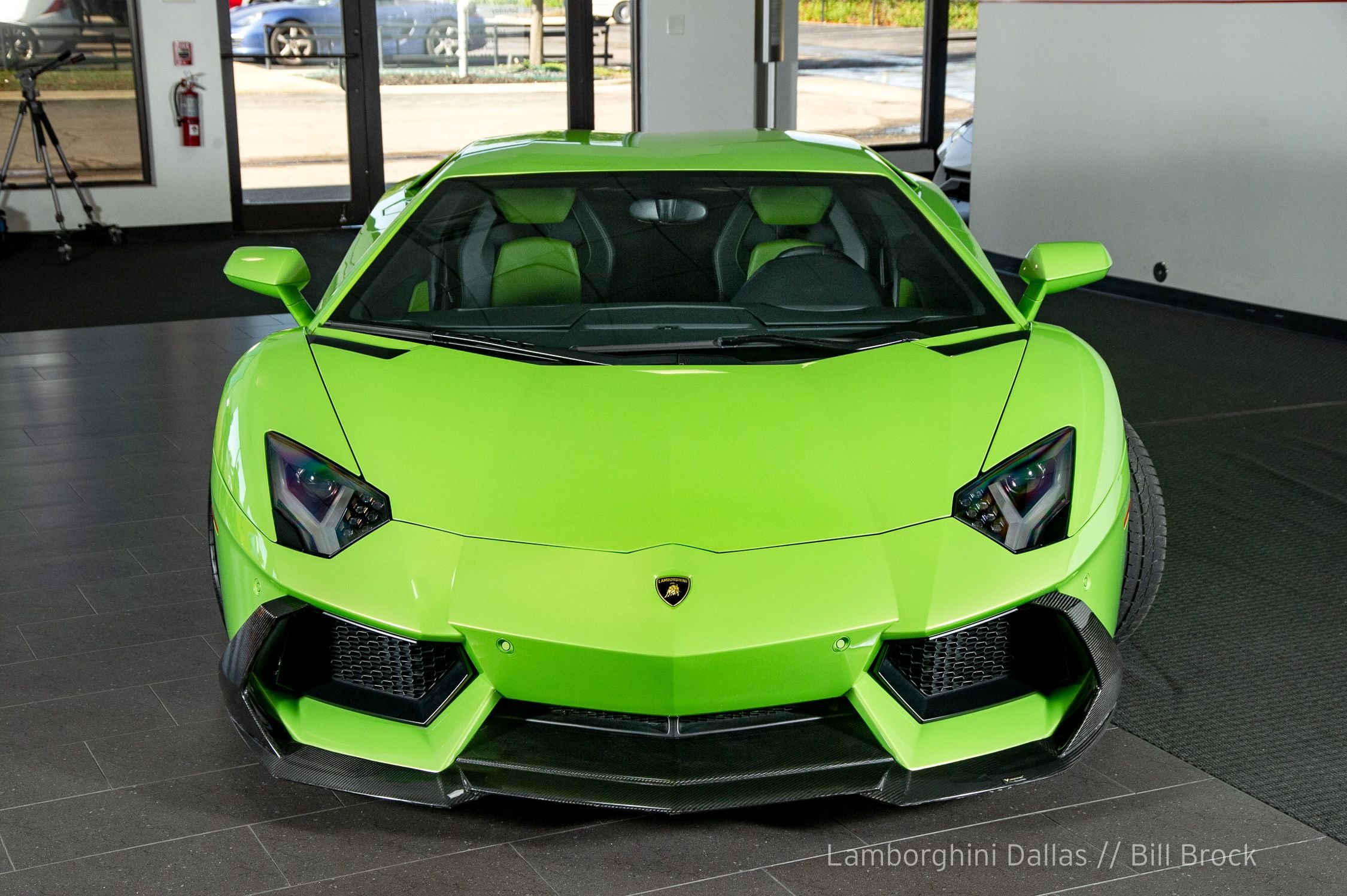 自動車 Lamborghini Aventador Limited Edition hqdefault.jpg