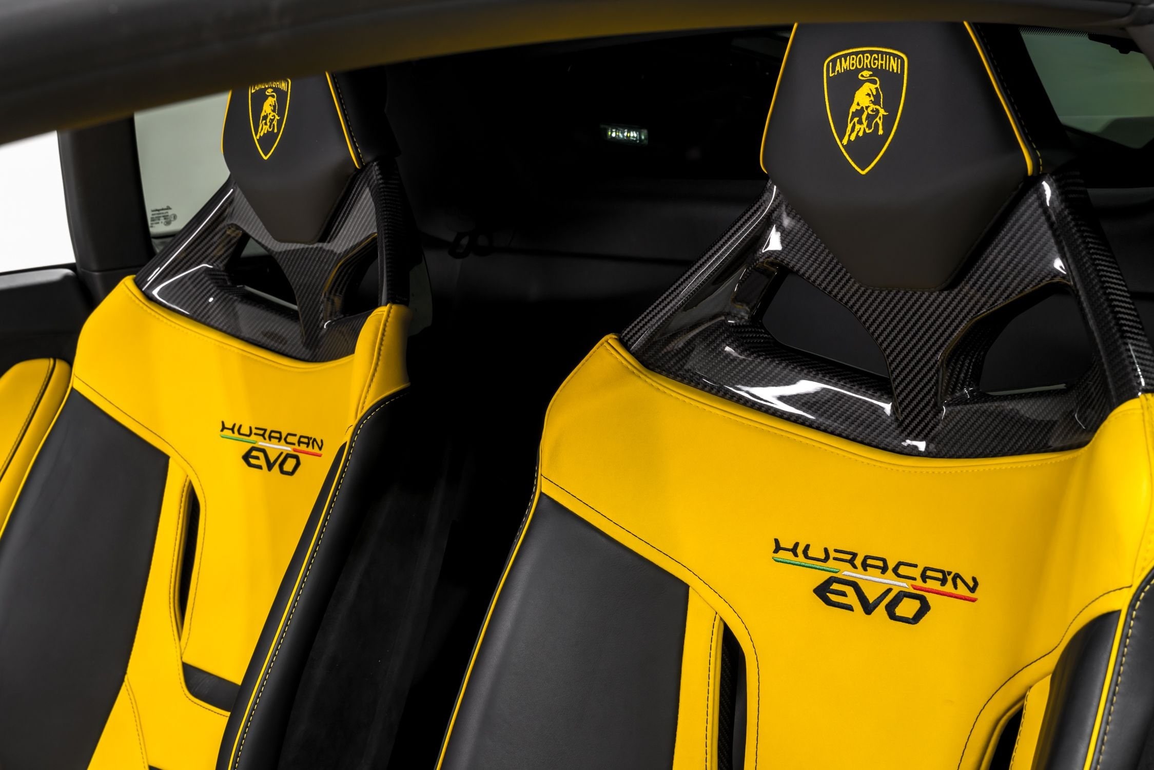 2021 Lamborghini Huracan EVO Coupe RWD  19