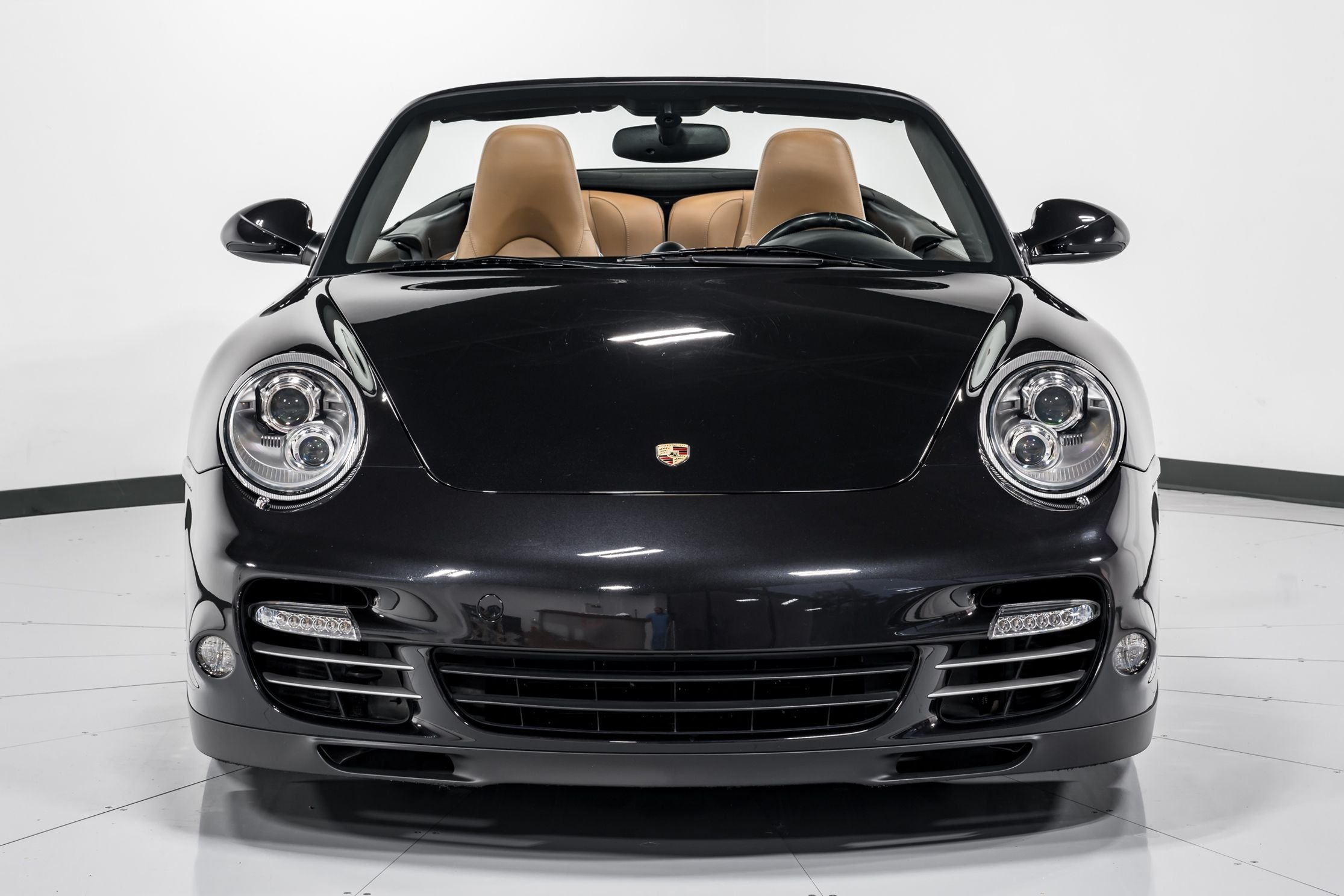 2013 Porsche 911 Turbo S Cabriolet 8