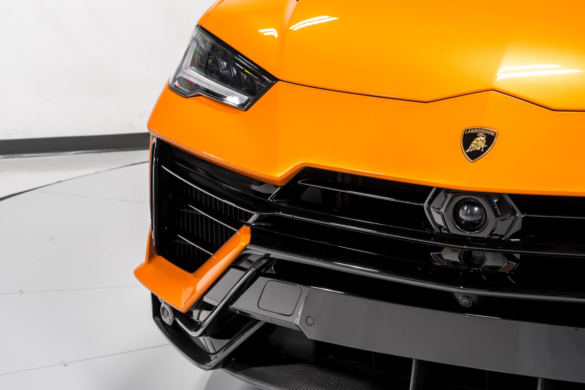 2023 Lamborghini Urus Performante  48